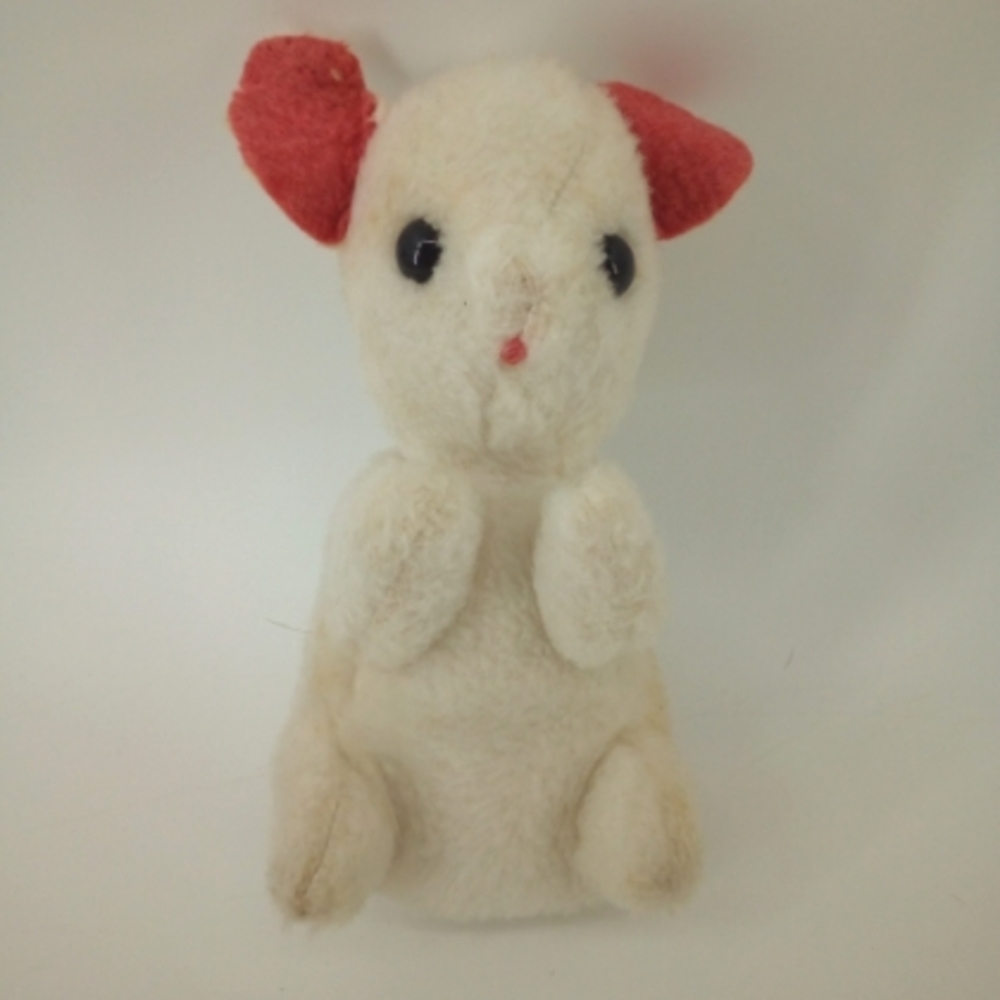 Vintage Cuddle Toys by Douglas White Mouse Red Ears New Hampshire